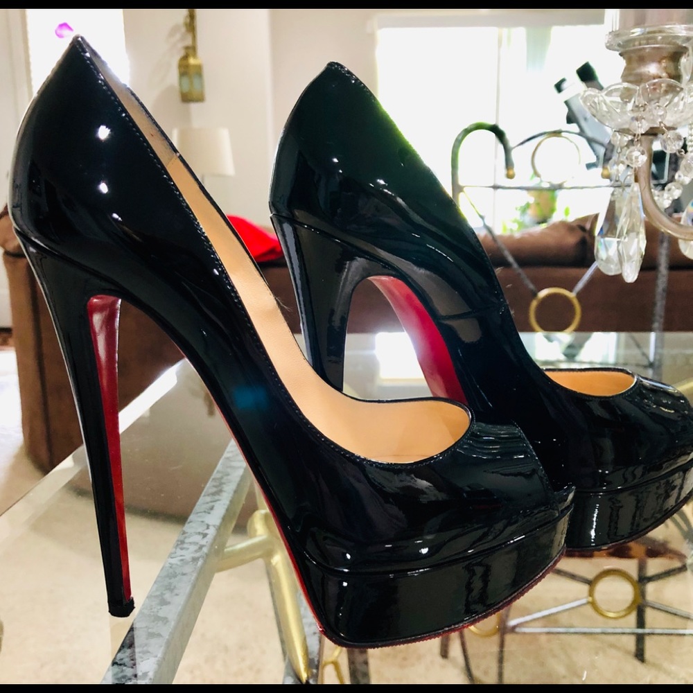 💔 My husband proposed with these